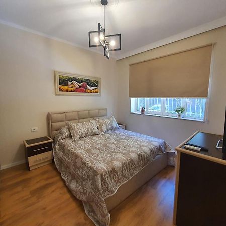Center Of Tirana Enes'S Apartments Екстериор снимка
