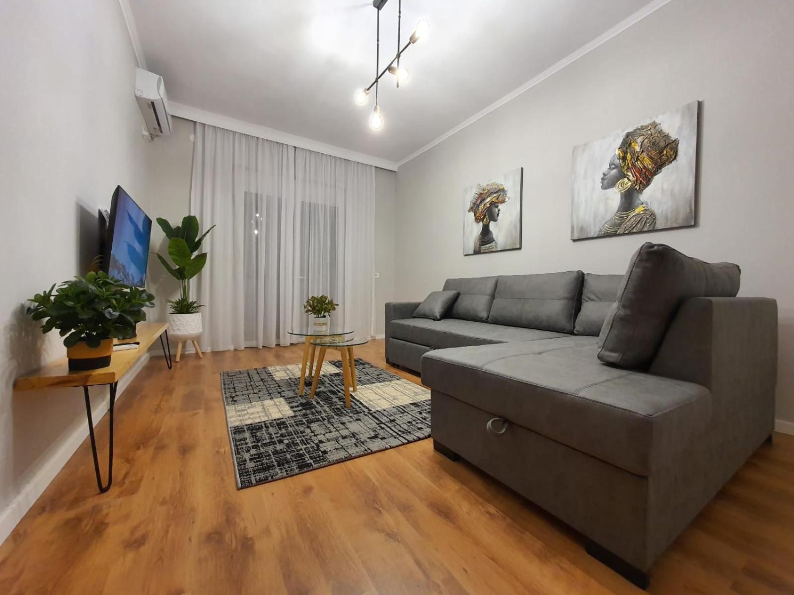 Center Of Tirana Enes'S Apartments Екстериор снимка